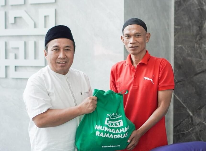 BAZNAS Jabar Salurkan 40 Paket Munggahan dan Bantuan Operasional Masjid As Salam Dago