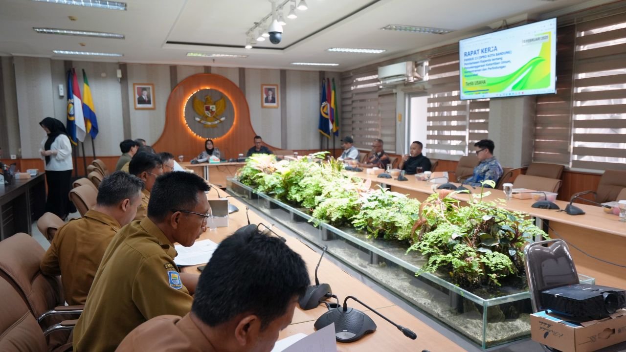 Pansus 13 DPRD Kota Bandung Rancang Raperda Tibum Tranlimas