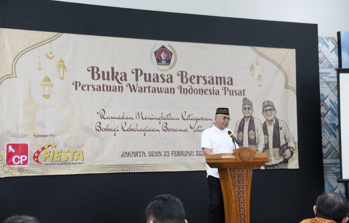 Perkuat Solidaritas dan Kepedulian Sosial, PWI Pusat Buka Puasa Bersama Yatim Piatu