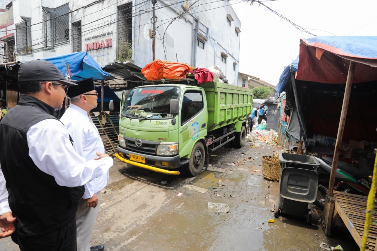 Darto: Pengangkutan Sampah ke TPA Sarimukti Berangsur Normal