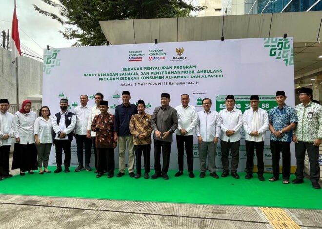 Baznas Jabar Terima Bantuan Ambulans dari Konsumen Alfamart dan Alfamidi