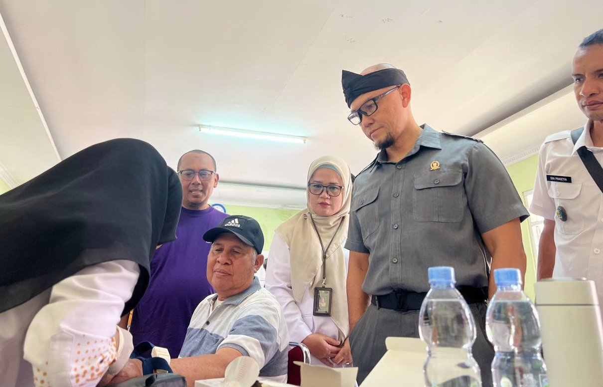 Edwin: Pimpinan DPRD Apresiasi Kegiatan Posyandu Kota Bandung