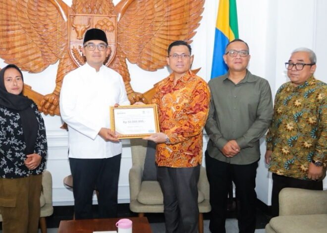 Keluarga Korban Pohon Tumbang Mendapat Santunan Pemkot Bandung