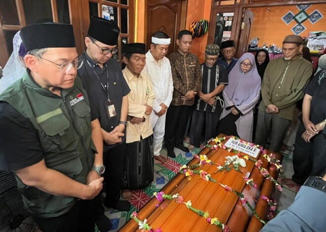 BAZNAS dan Gubernur Jabar Beri Santunan Korban Kecelakaan Kereta di Bekasi