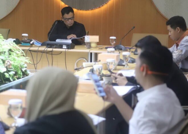 Pansus 15 LKPJ Soroti Turunnya Pendapatan Pajak Kota Bandung