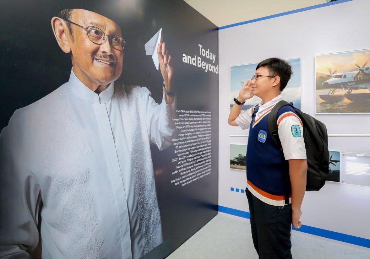Guru Sebagai Ispirator dan Motivator Pendidikan Bagi Gen Z