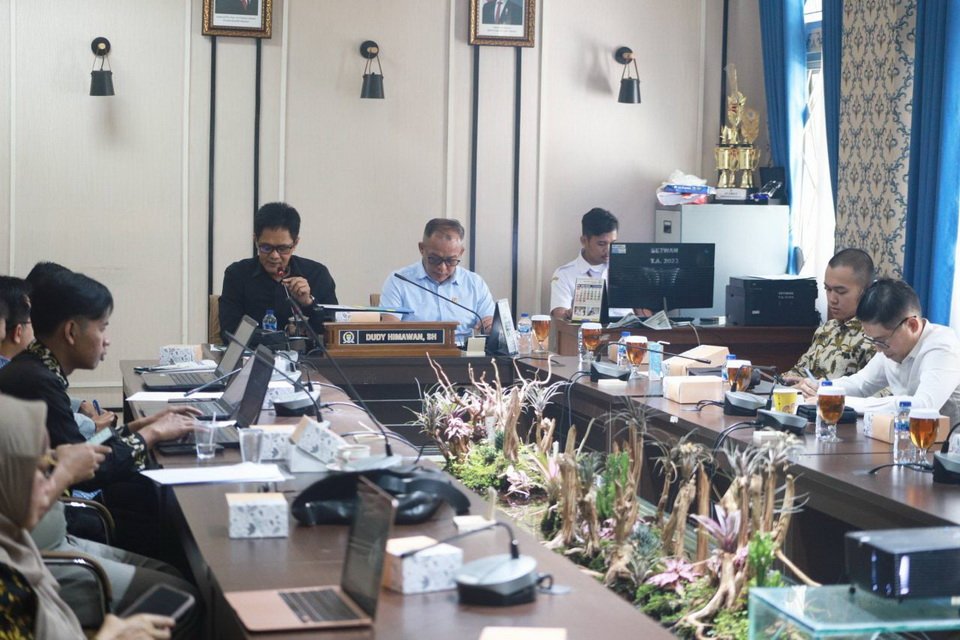 Bapemperda DPRD Kota Bandung Matangkan Materi Raperda Bantuan Hukum Masyarakat Miskin