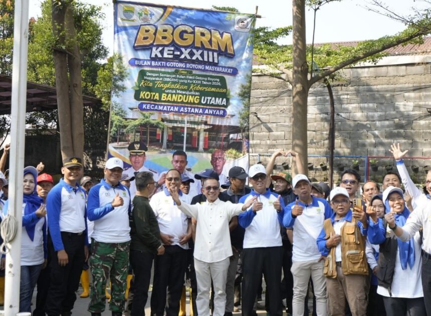 Kang Asmul: Gotong Royong Modal Sosial Berharga Bagi Pembangunan Bandung