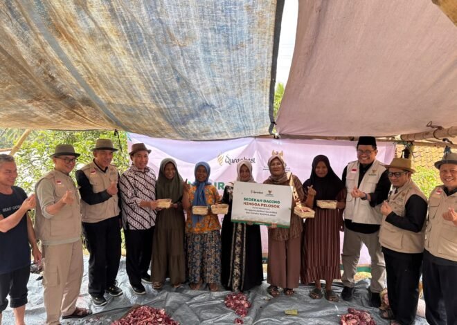 BAZNAS Jabar Salurkan Program Berbagi Daging ke Warga Tasikmalaya
